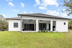 2313 6th Ave SE, Naples, FL 34117 - Photo 4