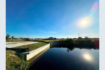 3936 NW 40th Ter, Cape Coral, FL 33993 - Photo 8