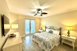 410 Flagship Dr, Naples, FL 34108 - Photo 6