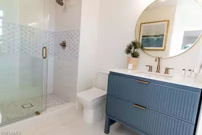 10082 Vanderbilt Dr, Naples, FL 34108 - Photo 16