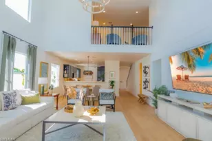 10082 Vanderbilt Dr, Naples, FL 34108 - Photo 8