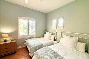 2659 Bolero Dr, Naples, FL 34109 - Photo 10