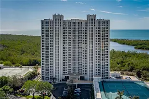 6849 Grenadier Blvd, Naples, FL 34108 - Photo 2