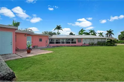 101 Pago Pago Dr E, Naples, FL 34113 - Photo 32