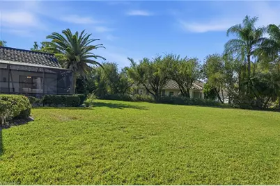 12521 Woodtimber Ln, Fort Myers, FL 33913 - Photo 6