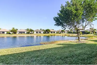 9113 Glenforest Dr, Naples, FL 34120 - Photo 16