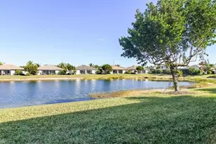 9113 Glenforest Dr, Naples, FL 34120 - Photo 16