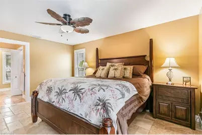 401 Candlewick Cir E, Lehigh Acres, FL 33936 - Photo 24