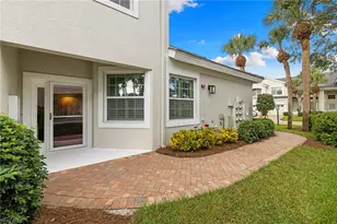 2120 Aberdeen Ln, Naples, FL 34109 - Photo 4