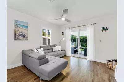 637 103rd Ave N, Naples, FL 34108 - Photo 8