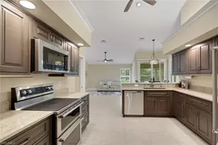 744 Belville Blvd, Naples, FL 34104 - Photo 10