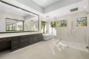 5000 Palmetto Woods Dr, Naples, FL 34119 - Photo 32