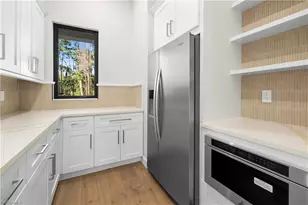 5000 Palmetto Woods Dr, Naples, FL 34119 - Photo 10