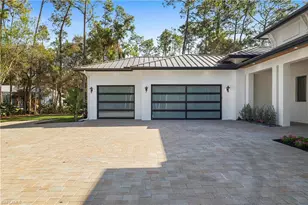 5000 Palmetto Woods Dr, Naples, FL 34119 - Photo 44