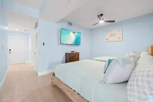 7915 Mahogany Run Ln, Naples, FL 34113 - Photo 8