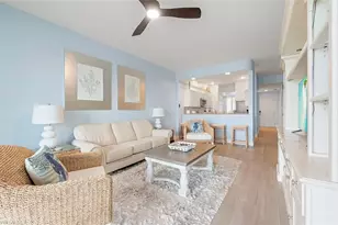 7915 Mahogany Run Ln, Naples, FL 34113 - Photo 6