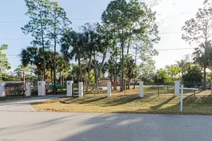 590 6th St NE, Naples, FL 34120 - Photo 50