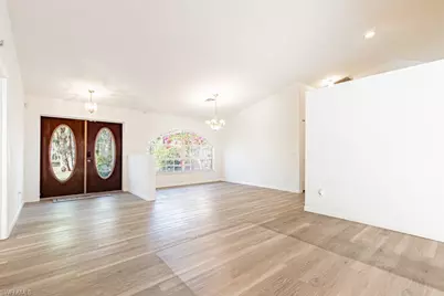 590 6th St NE, Naples, FL 34120 - Photo 4