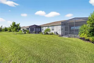 10279 Bonavie Cv Dr, Fort Myers, FL 33966 - Photo 22