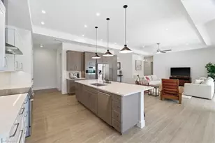 526 104th Ave N, Naples, FL 34108 - Photo 12