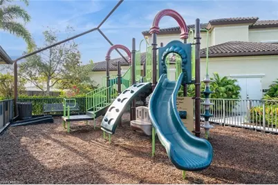 13419 Silktail Dr, Naples, FL 34109 - Photo 32