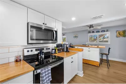 1686 Blue Point Ave #A1, Naples, FL 34102 - Photo 10