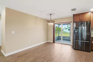 2261 Ivy Ave, Fort Myers, FL 33907 - Photo 6