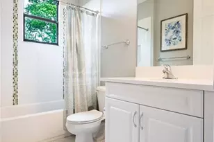 13808 Luna Dr, Naples, FL 34109 - Photo 32