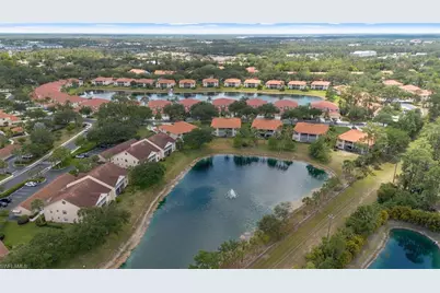 445 Robin Hood Cir #202, Naples, FL 34104 - Photo 18