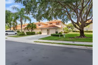 445 Robin Hood Cir #202, Naples, FL 34104 - Photo 1