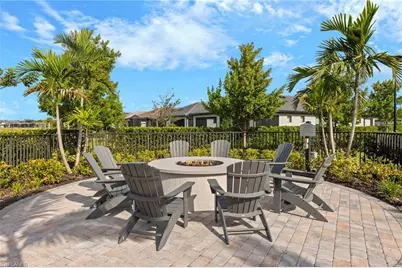 2147 Yellowfin Cir, Naples, FL 34114 - Photo 32
