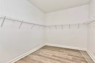 2066 Grove Dr, Naples, FL 34120 - Photo 14