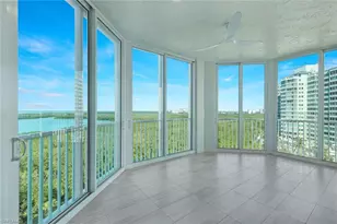 285 Grande Way, Naples, FL 34110 - Photo 32