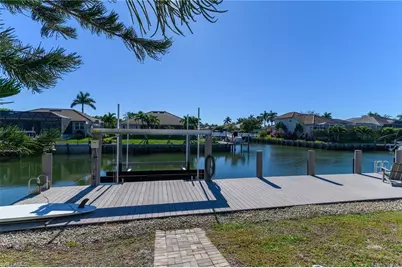 1035 Admiralty Ct, Marco Island, FL 34145 - Photo 38
