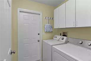 1035 Admiralty Ct, Marco Island, FL 34145 - Photo 28