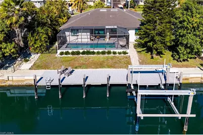 1035 Admiralty Ct, Marco Island, FL 34145 - Photo 40