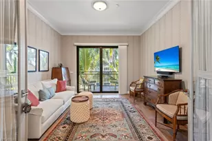 2727 Tiburon Blvd E, Naples, FL 34109 - Photo 16