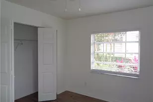 271 Perignon Pl, Naples, FL 34119 - Photo 34