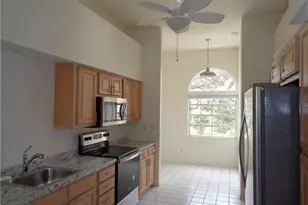 271 Perignon Pl, Naples, FL 34119 - Photo 18