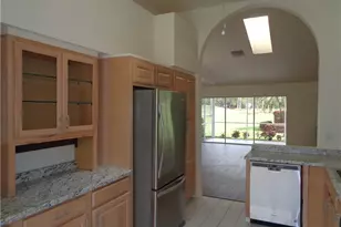 271 Perignon Pl, Naples, FL 34119 - Photo 20