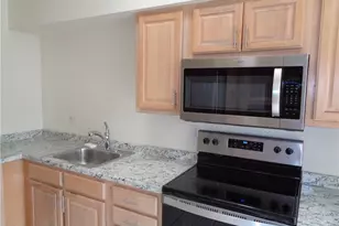 271 Perignon Pl, Naples, FL 34119 - Photo 22