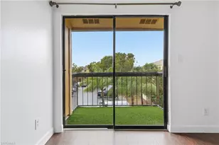 2925 Winkler Ave, Fort Myers, FL 33916 - Photo 10