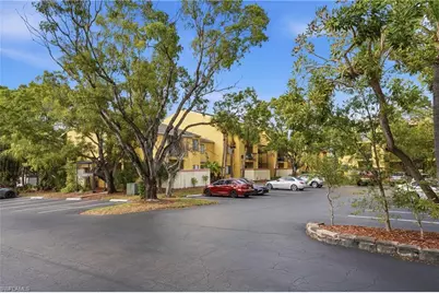 2925 Winkler Ave #920, Fort Myers, FL 33916 - Photo 4