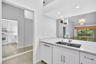 2325 Hidden Lake Dr, Naples, FL 34112 - Photo 10