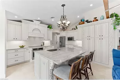 1930 Blackstone Cir, Naples, FL 34109 - Photo 8