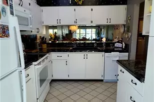 4140 Looking Glass Ln, Naples, FL 34112 - Photo 22