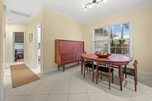 2440 River Reach Dr, Naples, FL 34104 - Photo 16