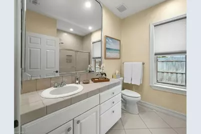 2440 River Reach Dr, Naples, FL 34104 - Photo 40
