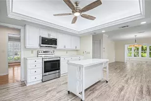 740 Bald Eagle Dr, Naples, FL 34105 - Photo 6