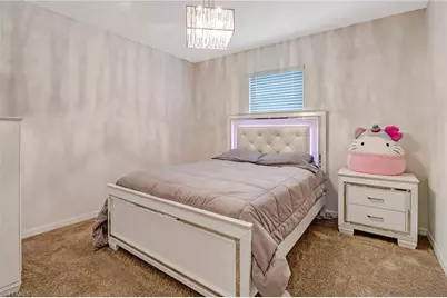 742 Hadley Pl W, Naples, FL 34104 - Photo 12